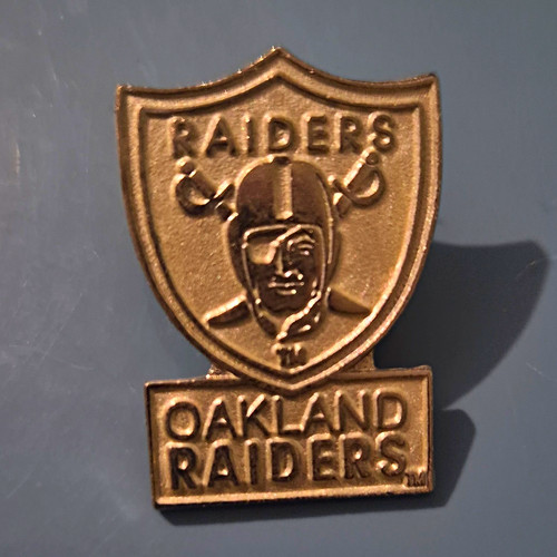 Akland raiders schild pin - raiders,